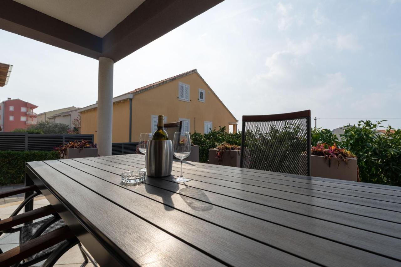 Apartman Monti Zadar Bagian luar foto